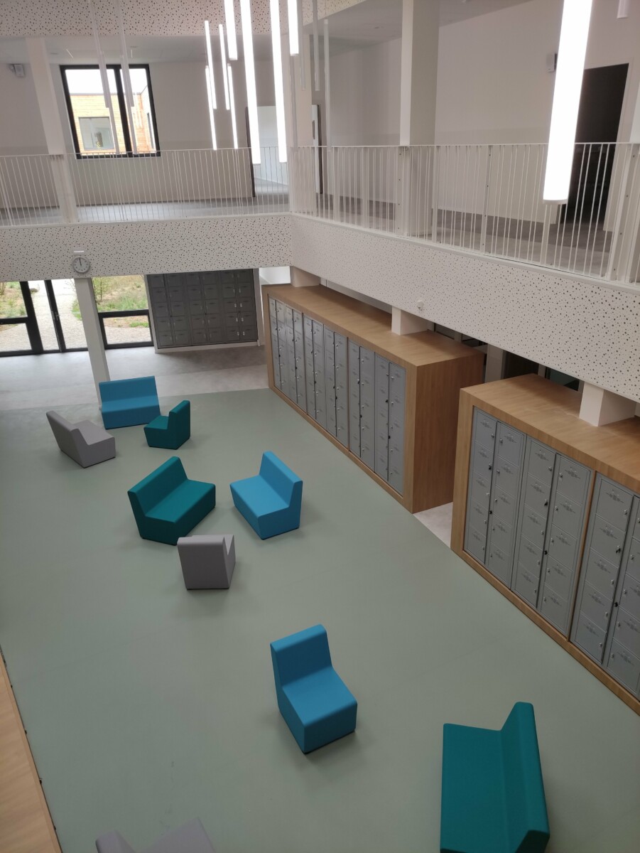 Le lycée prend vie Lycée Saint François d'Assise Savenay