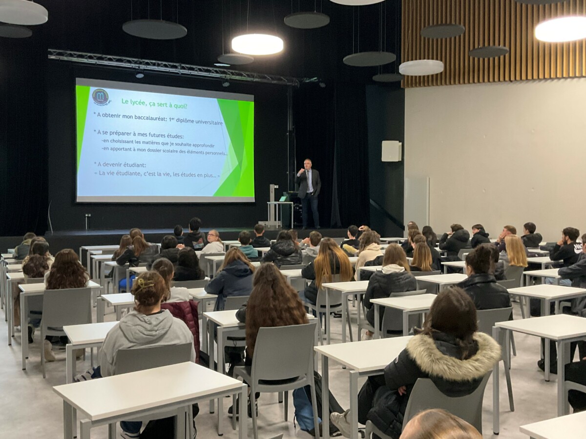 Présentation post bac Lycée Saint François d'Assise Savenay