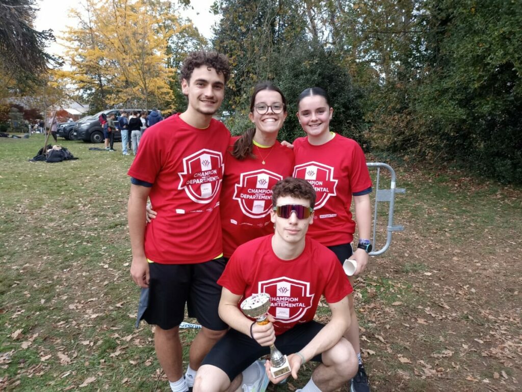 🏆 Belle performance des lycéens au cross UGSEL de Briacé !