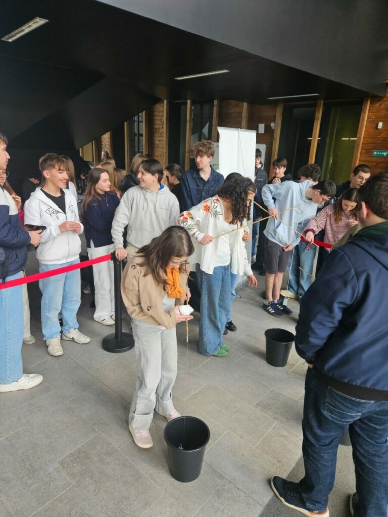 Pêche aux blagues : un succès qui donne le sourire !